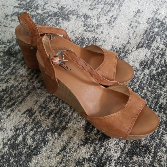 Lucky Brand Shoes - 💕 HOST PICK 💕 Lucky Brand • sandals